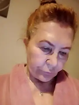 Hottie-Mom online show from 05.24.26