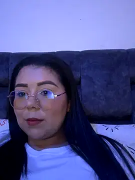 elaine rouge online show from 10.21.25