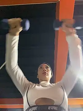 LaanaCooper online show from 02.11.25