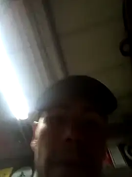 Snapshot of dannnyhot24 chatting on 03.17.25 dannnyhot24 online show from 03.17.25