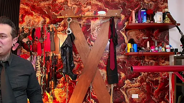 boy n girl online show from 10.21.25