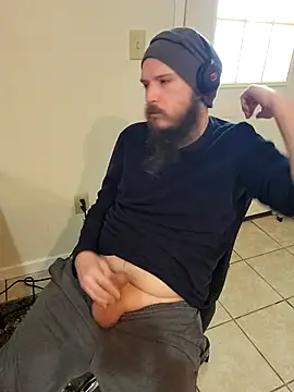 Snapshot of MarriedStraightCock chatting on 12.21.25 MarriedStraightCock online show from 12.21.25