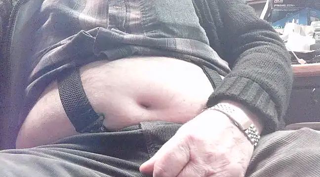 Snapshot of HaraldGermany chatting on 02.11.25 HaraldGermany online show from 02.11.25