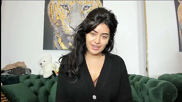 Snapshot of AnnaKarin chatting on 02.25.25 AnnaKarin online show from 02.25.25