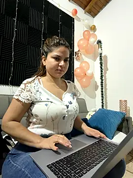 nurse becky online show from 12.01.25