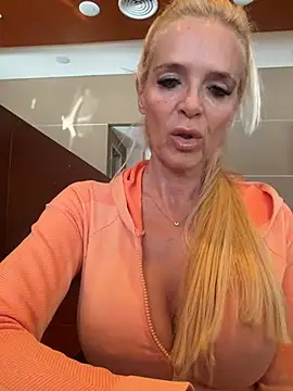 Reyna63 online show from 06.19.26