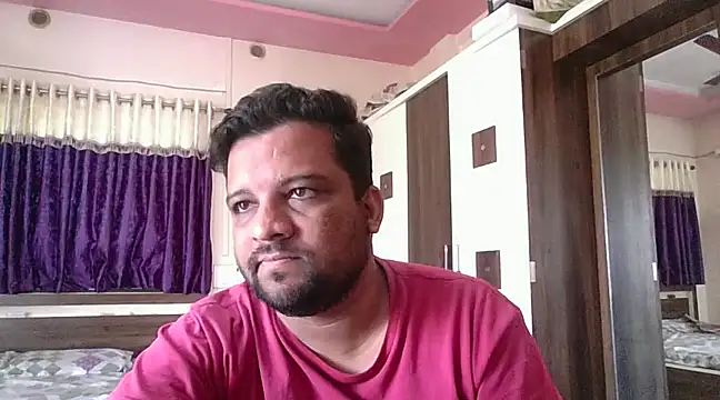 Snapshot of dhruv_love chatting on 02.05.25 dhruv love online show from 02.05.25