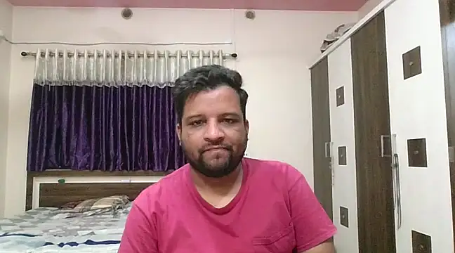 Snapshot of dhruv_love chatting on 02.05.25 dhruv love online show from 02.05.25