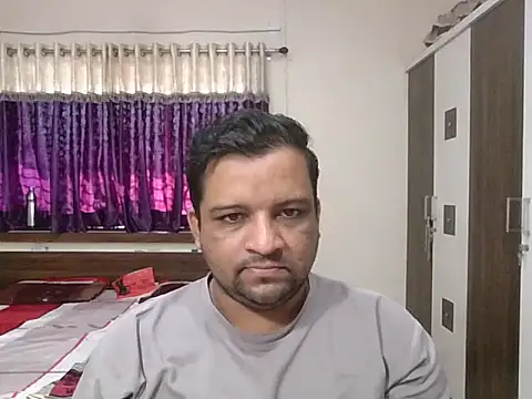 Snapshot of dhruv_love chatting on 10.09.25 dhruv love online show from 10.09.25