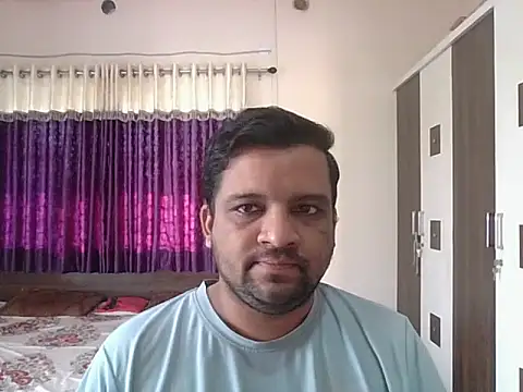 Snapshot of dhruv_love chatting on 10.14.25 dhruv love online show from 10.14.25