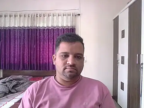 Snapshot of dhruv_love chatting on 02.17.26 dhruv love online show from 02.17.26
