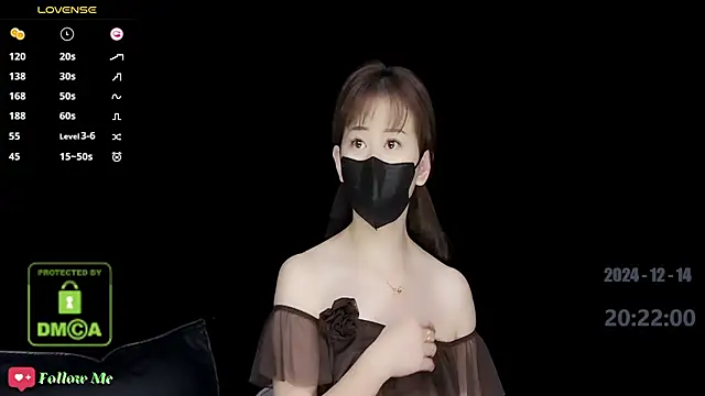 Snapshot of melia_Z chatting on 12.14.24 melia Z online show from 12.14.24