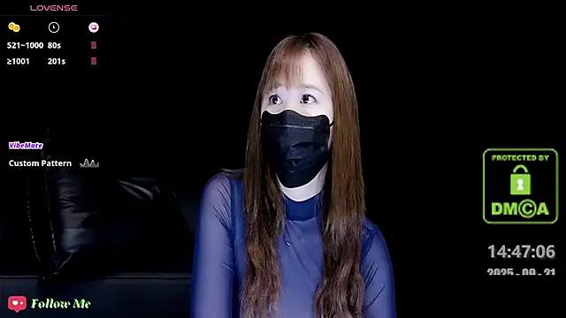 Snapshot of melia_Z chatting on 09.21.25 melia Z online show from 09.21.25