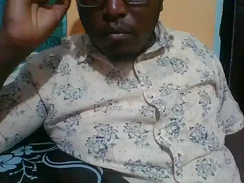 Snapshot of honeyswit chatting on 07.25.26 honeyswit online show from 07.25.26