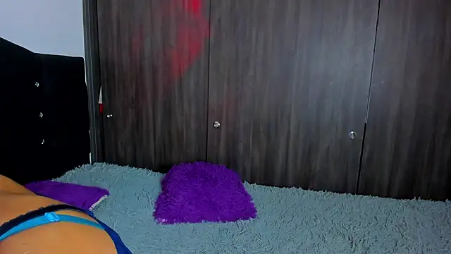 Rainnbow  online show from 12.14.24