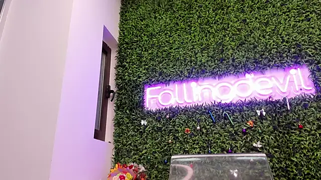 Snapshot of realhotfallingdevil chatting on 03.23.26 realhotfallingdevil online show from 03.23.26