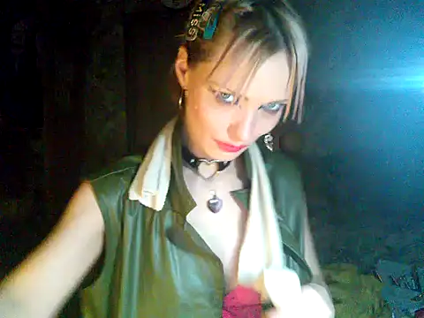 WildMissNiks online show from 12.16.24