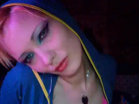 WildMissNiks online show from 02.01.25
