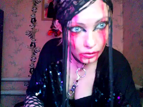 Snapshot of WildMissNiks chatting on 10.31.25 WildMissNiks online show from 10.31.25