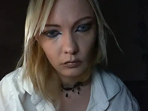 WildMissNiks online show from 07.29.26