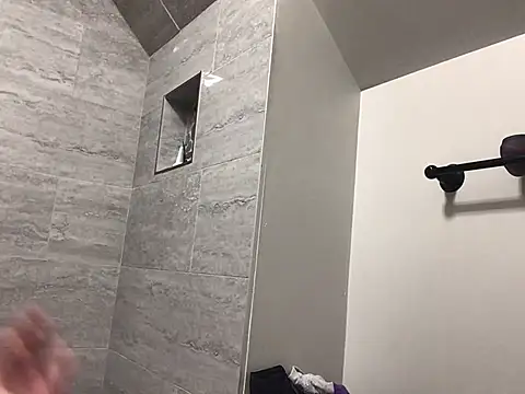 Snapshot of 69RIPsta69 chatting on 01.28.25 69RIPsta69 online show from 01.28.25