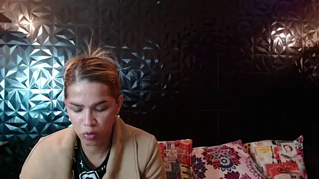 PINK  LOLA1 online show from 06.11.26