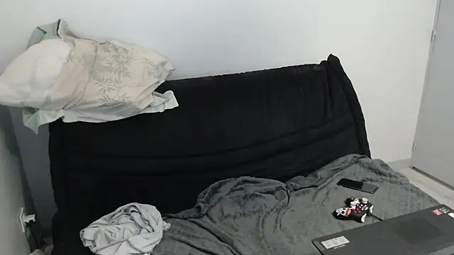 Snapshot of missthon0 chatting on 03.12.25 missthon0 online show from 03.12.25