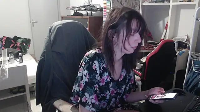 Snapshot of missthon0 chatting on 02.21.26 missthon0 online show from 02.21.26