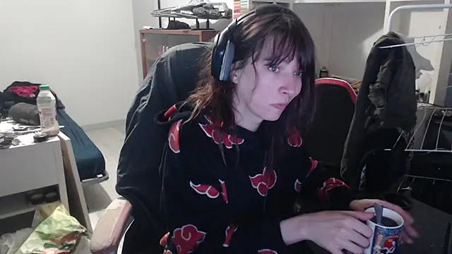 Snapshot of missthon0 chatting on 03.10.26 missthon0 online show from 03.10.26