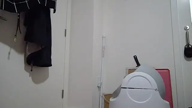 Snapshot of candidcandice chatting on 02.14.26 candidcandice online show from 02.14.26