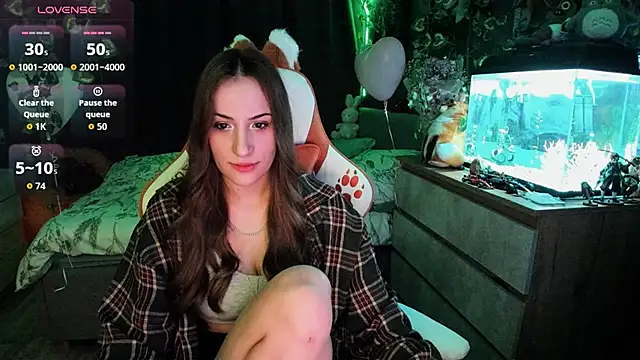 Snapshot of Selbi_Paine chatting on 02.14.26 Selbi Paine online show from 02.14.26