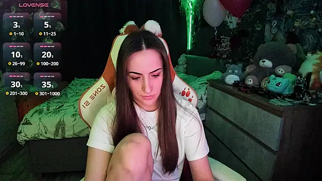 Snapshot of Selbi_Paine chatting on 02.19.26 Selbi Paine online show from 02.19.26