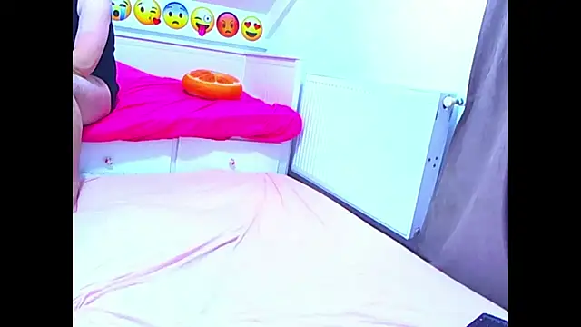 Snapshot of evehotty chatting on 03.12.26 evehotty online show from 03.12.26