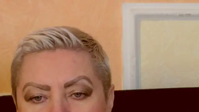 LadyPosh online show from 10.21.25