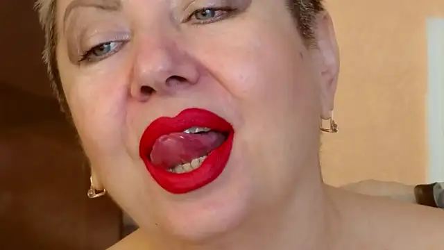 LadyPosh online show from 11.07.25