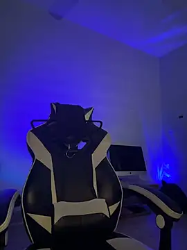 Snapshot of thebrattygoddess chatting on 01.09.25 thebrattygoddess online show from 01.09.25