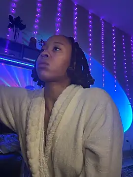 Snapshot of thebrattygoddess chatting on 12.19.25 thebrattygoddess online show from 12.19.25