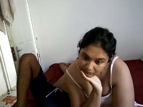 Indianbloom- online show from 02.24.25