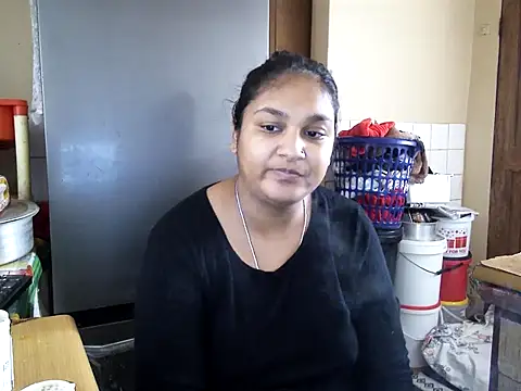 Indianbloom- online show from 09.13.25