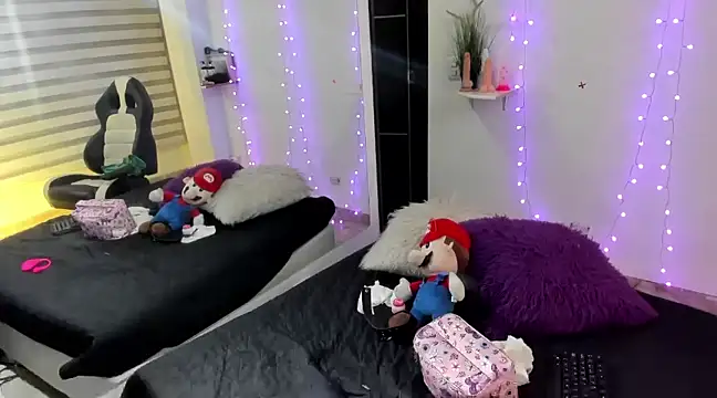 Snapshot of GABY_DAVIS chatting on 02.04.25 GABY DAVIS online show from 02.04.25