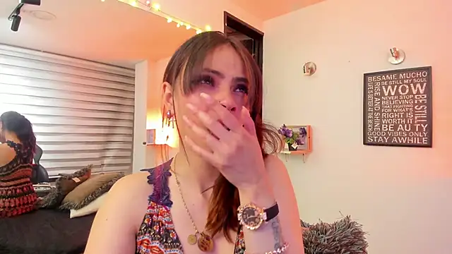 Snapshot of GABY_DAVIS chatting on 10.08.25 GABY DAVIS online show from 10.08.25