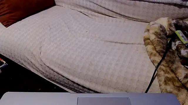 Snapshot of justinewe69 chatting on 12.04.25 justinewe69 online show from 12.04.25