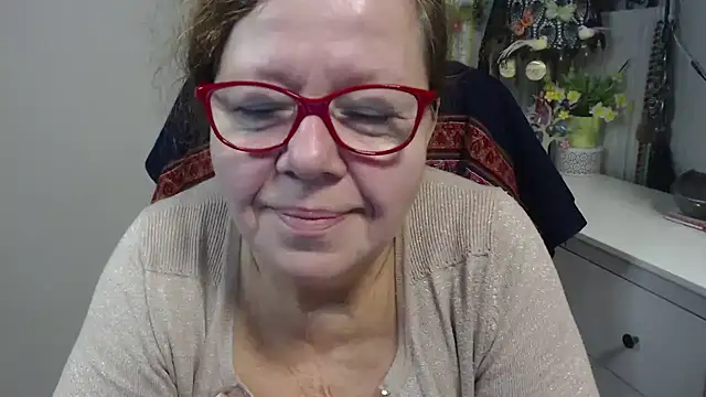 Adelewildx online show from 11.12.25
