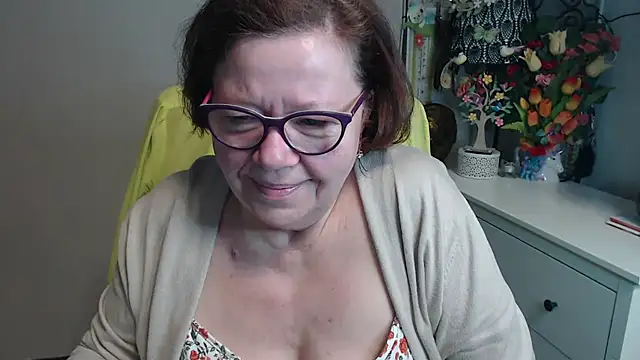 Adelewildx online show from 04.29.26