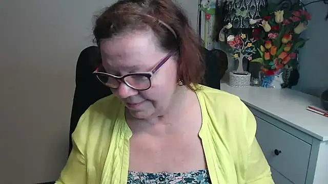 Adelewildx online show from 05.06.26