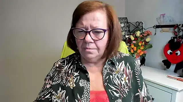 Adelewildx online show from 06.17.26