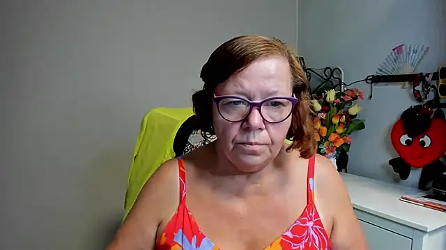 Snapshot of Adelewildx chatting on 06.29.26 Adelewildx online show from 06.29.26