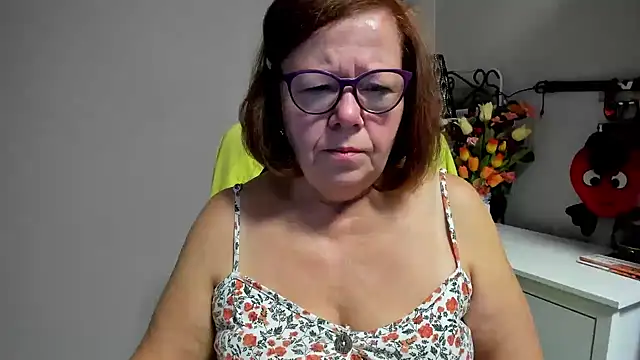 Snapshot of Adelewildx chatting on 07.23.26 Adelewildx online show from 07.23.26