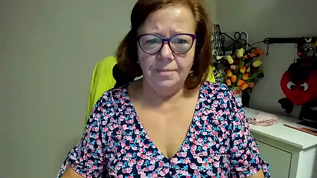 Snapshot of Adelewildx chatting on 07.29.26 Adelewildx online show from 07.29.26