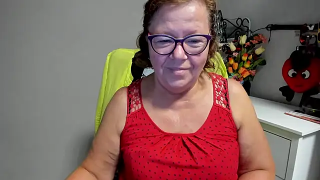 Snapshot of Adelewildx chatting on 08.05.26 Adelewildx online show from 08.05.26